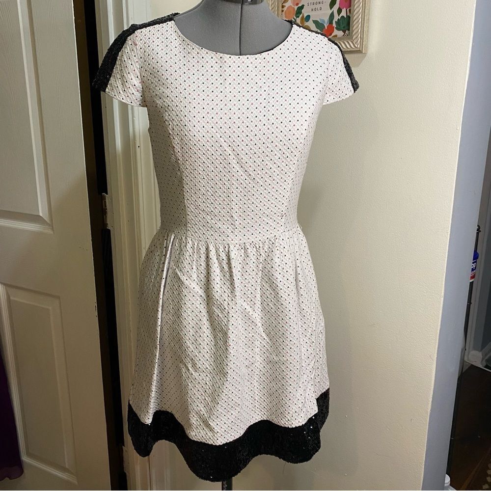Kensie cream white trendy polka dot sequins dress M
